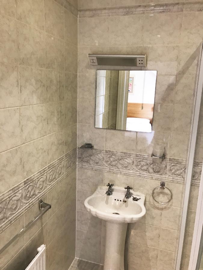 Brentwood Guest House Hotel Esterno foto