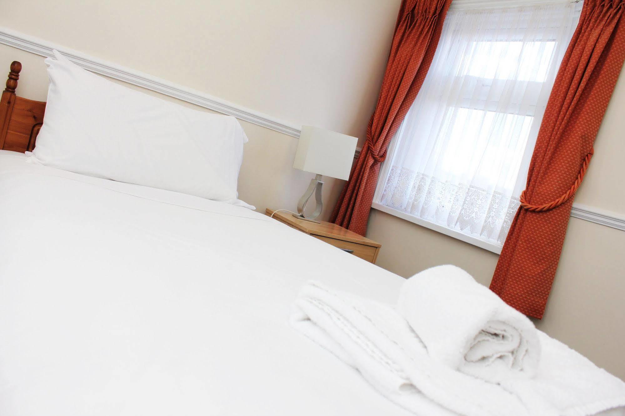 Brentwood Guest House Hotel Esterno foto