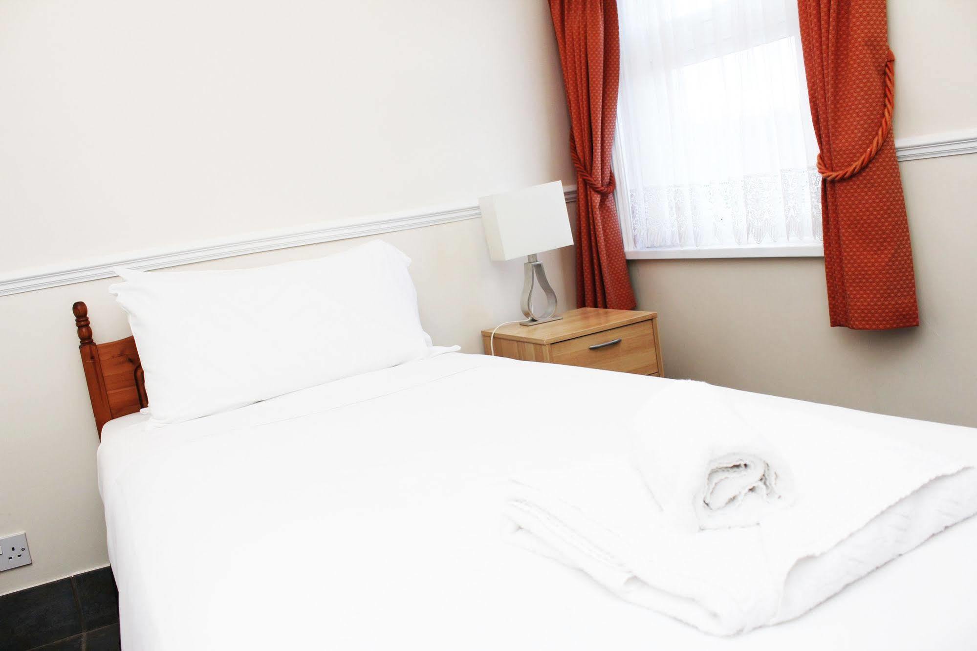 Brentwood Guest House Hotel Esterno foto